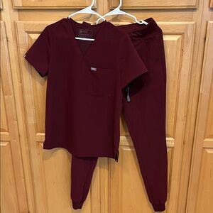 Figs Deep Maroon/Burgundy Scrub Set